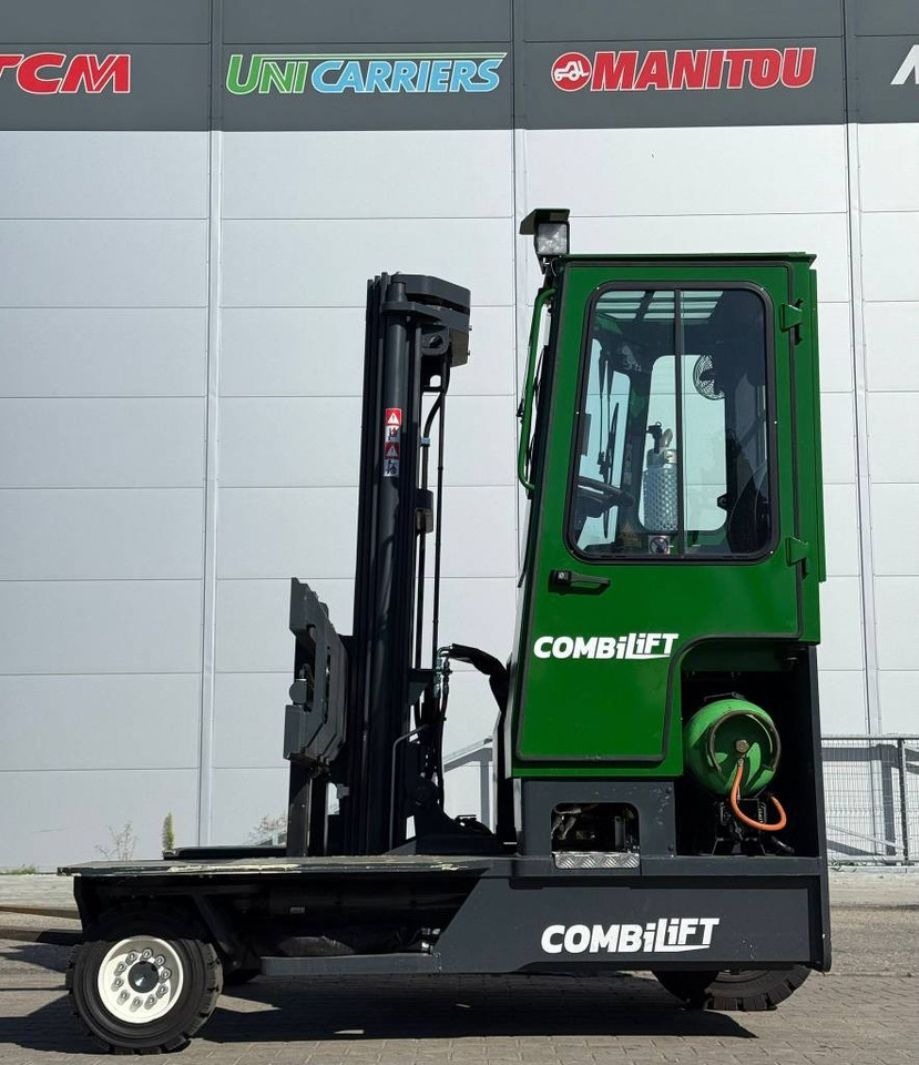 Combilift C 4000 LPG - Четырехсторонний погрузчик: фото 4 Combilift C 4000 LPG - Четырехсторонний погрузчик: фото 4