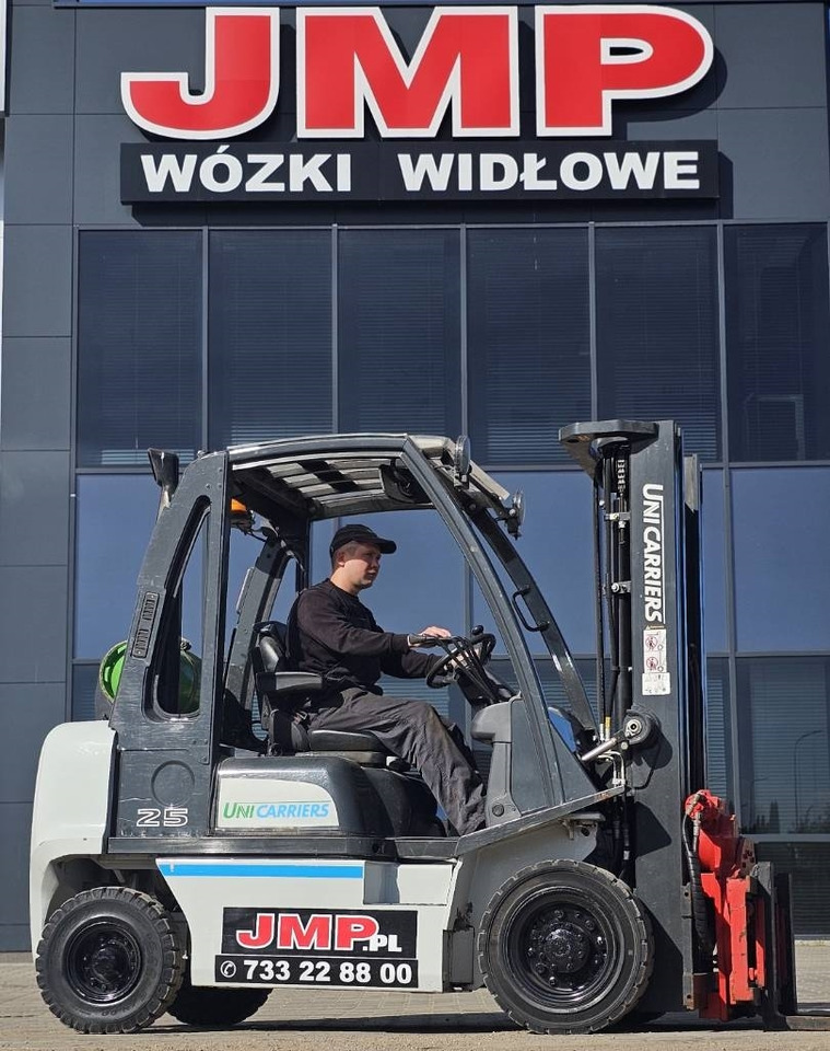 UniCarriers U1D2A25LQ DX25 LPG - Газовый погрузчик: фото 5 UniCarriers U1D2A25LQ DX25 LPG - Газовый погрузчик: фото 5