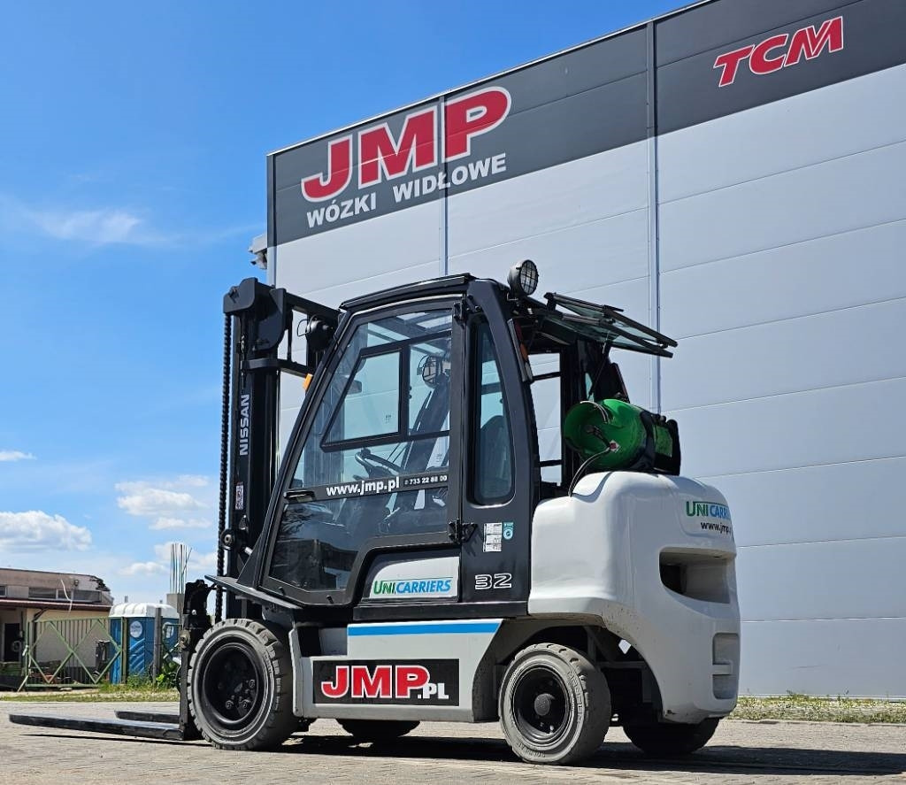 UniCarriers UG1D2A32LT - Газовый погрузчик: фото 1 UniCarriers UG1D2A32LT - Газовый погрузчик: фото 1