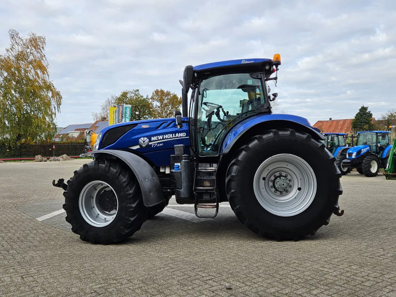 Трактор New Holland T7.230AC Autocommand: фото 6 Трактор New Holland T7.230AC Autocommand: фото 6
