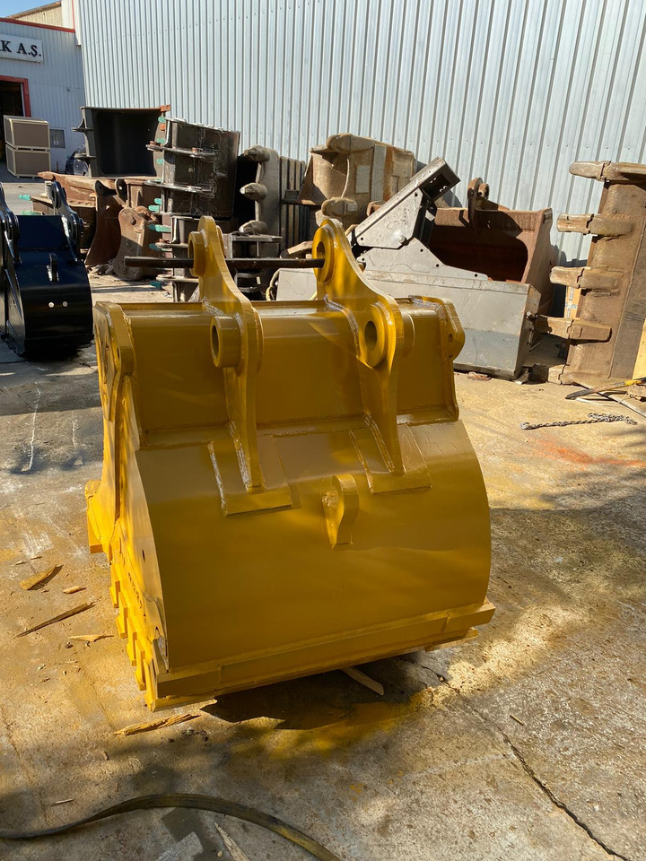CAT Rock Bucket - Ковш для экскаватора для Строительной техники: фото 4 CAT Rock Bucket - Ковш для экскаватора для Строительной техники: фото 4