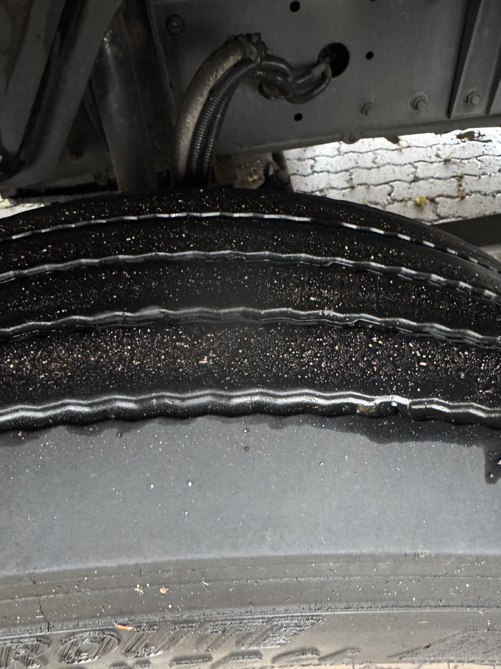 MAN 12.250 - Тентованный грузовик: фото 4 MAN 12.250 - Тентованный грузовик: фото 4