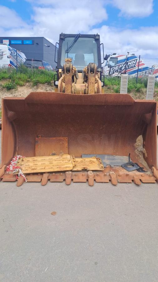 Caterpillar 973C - Гусеничный погрузчик: фото 3 Caterpillar 973C - Гусеничный погрузчик: фото 3