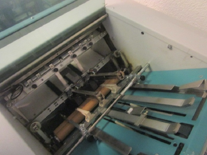 FALZ- UND HEFTMASCHINE NAGEL FOLDNAK 8 MIT TRIMMER - Фальцовщик: фото 3 FALZ- UND HEFTMASCHINE NAGEL FOLDNAK 8 MIT TRIMMER - Фальцовщик: фото 3