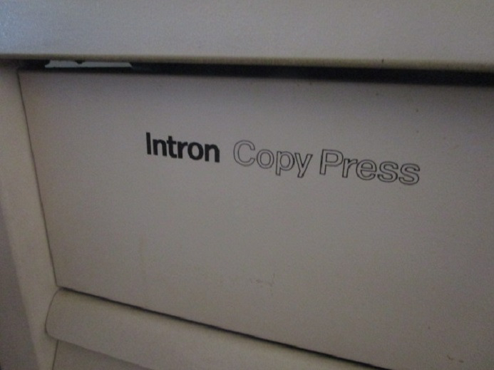 PNEUMATISCHE TRANSFERPRESSEN – HITZEPRESSE FÜR T-SHIRT DRUCK – INTRON COPY PRESS 300 220 070 - Печатное оборудование: фото 3 PNEUMATISCHE TRANSFERPRESSEN – HITZEPRESSE FÜR T-SHIRT DRUCK – INTRON COPY PRESS 300 220 070 - Печатное оборудование: фото 3