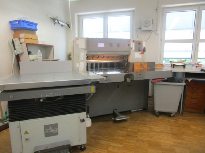 POLAR 78 ES - Бумагорезательная машина: фото 2 POLAR 78 ES - Бумагорезательная машина: фото 2