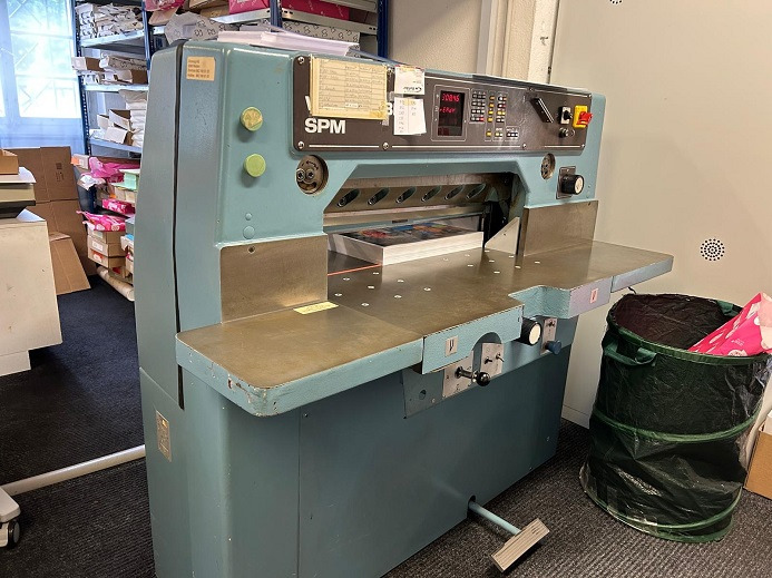 WOHLENBERG 76 - Бумагорезательная машина: фото 1 WOHLENBERG 76 - Бумагорезательная машина: фото 1