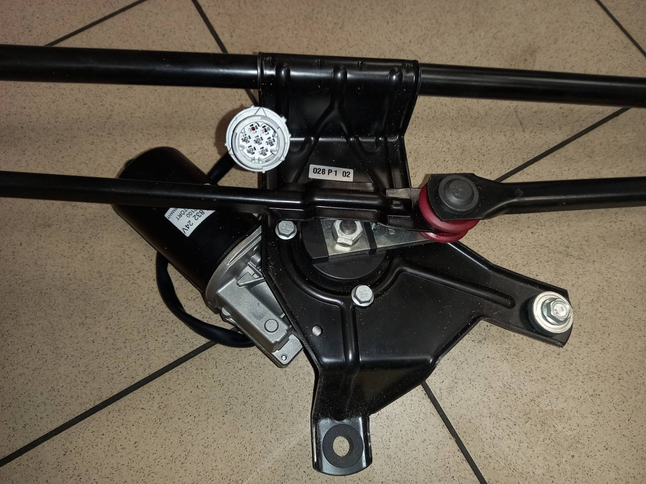 DAF - Щетка стеклоочистителя: фото 1 DAF - Щетка стеклоочистителя: фото 1