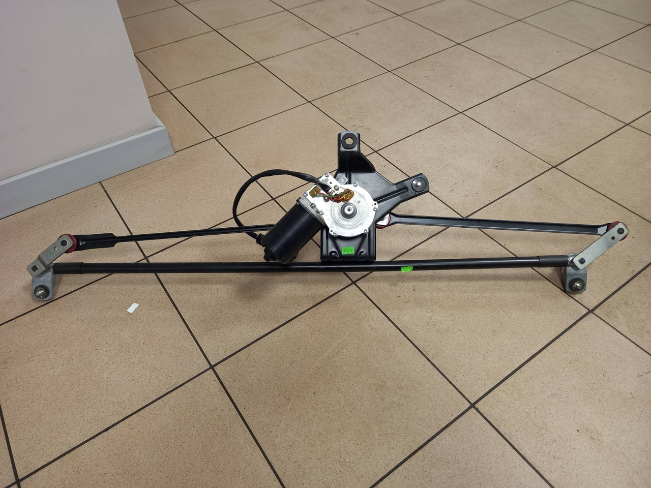 DAF - Щетка стеклоочистителя: фото 2 DAF - Щетка стеклоочистителя: фото 2