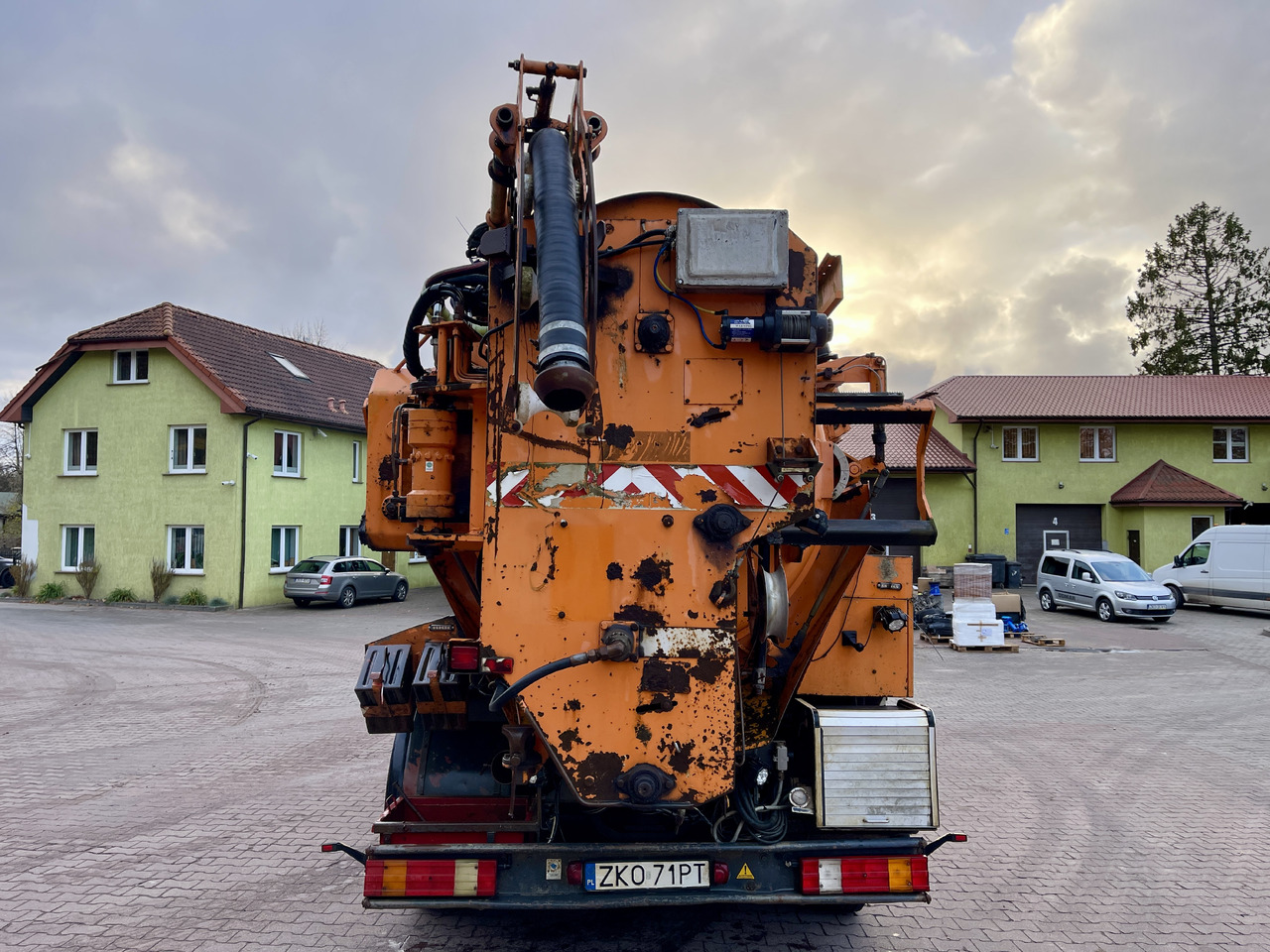 Mercedes-Benz 2531L - Ассенизатор: фото 5 Mercedes-Benz 2531L - Ассенизатор: фото 5