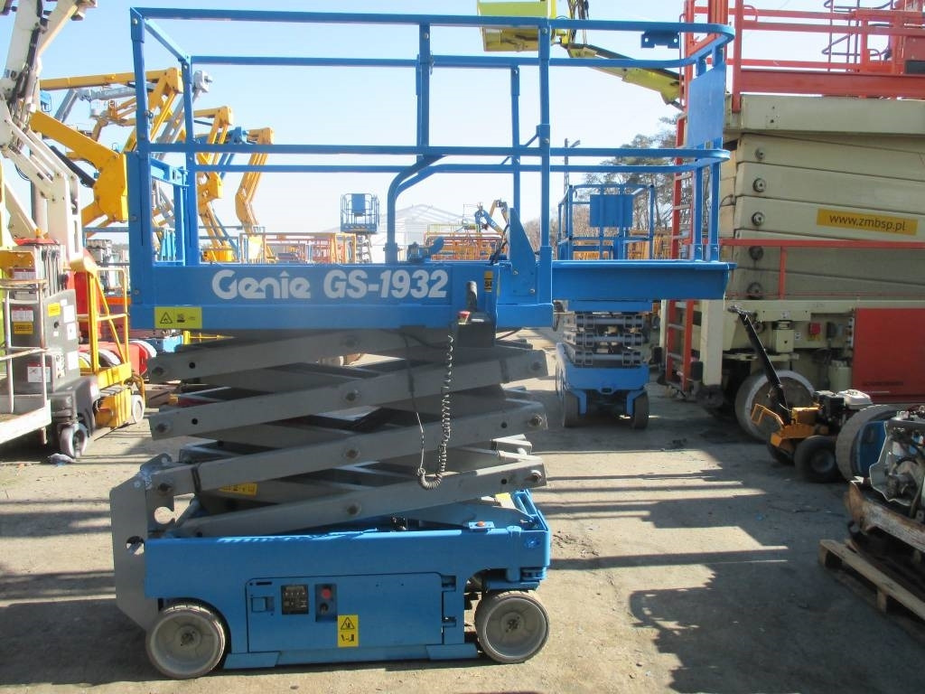 Genie GS 1932 - Ножничный подъемник: фото 5 Genie GS 1932 - Ножничный подъемник: фото 5