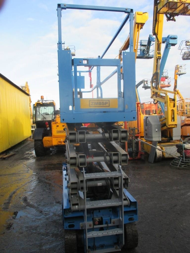 Genie GS 2632 - Ножничный подъемник: фото 3 Genie GS 2632 - Ножничный подъемник: фото 3