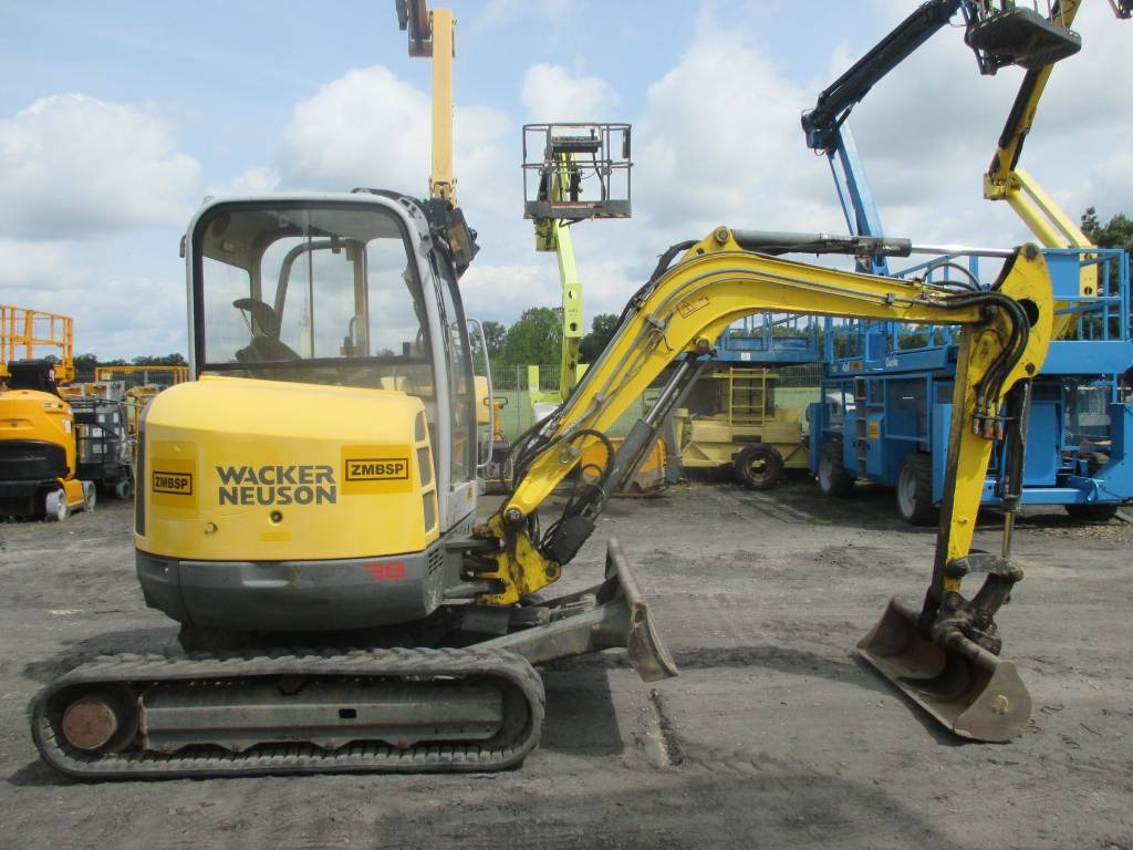 Wacker Neuson EZ 38 - Гусеничный экскаватор: фото 1 Wacker Neuson EZ 38 - Гусеничный экскаватор: фото 1