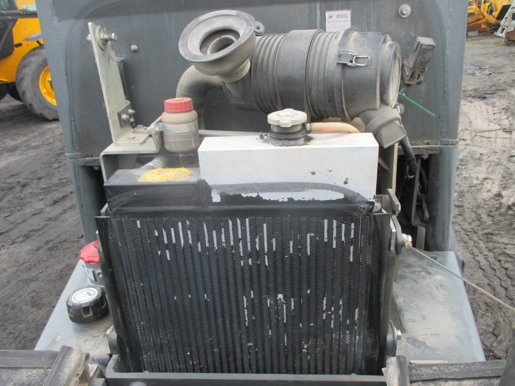 Колёсный погрузчик Wacker Neuson WL 25: фото 13