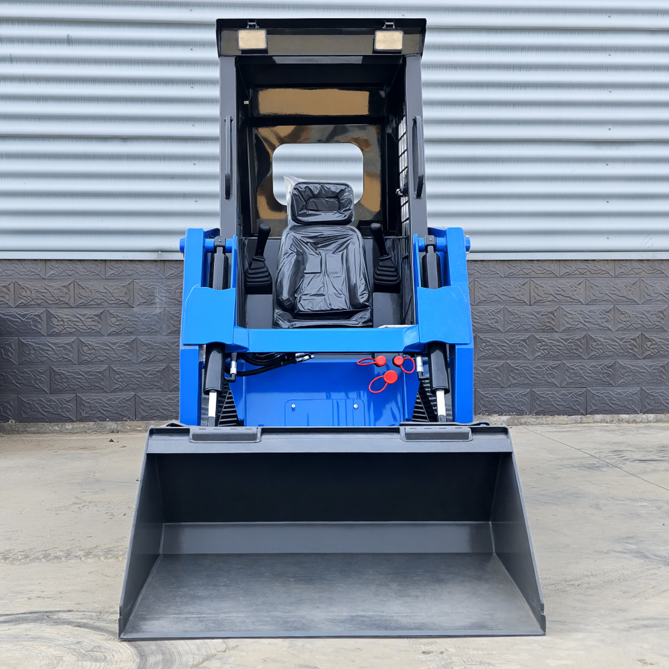 LEZUM LA670 Mini Small Skid Steer Loader Compact Track Diesel Mini Skid Steer Loader For Sale With Small Mini Skid Steer Attachments 4 In 1 Bucket - Мини-погрузчик с бортовым поворотом: фото 2 LEZUM LA670 Mini Small Skid Steer Loader Compact Track Diesel Mini Skid Steer Loader For Sale With Small Mini Skid Steer Attachments 4 In 1 Bucket - Мини-погрузчик с бортовым поворотом: фото 2