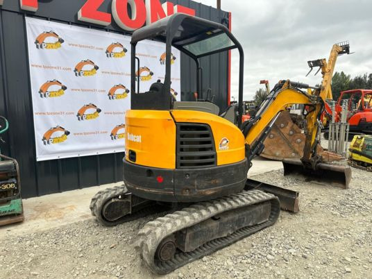 Bobcat E26 Canopy - Мини-экскаватор: фото 3 Bobcat E26 Canopy - Мини-экскаватор: фото 3