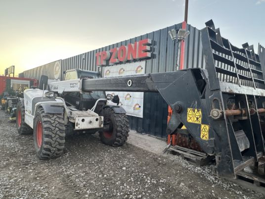 Bobcat T3571 à 22 500 € HT - Телескопический погрузчик: фото 2 Bobcat T3571 à 22 500 € HT - Телескопический погрузчик: фото 2