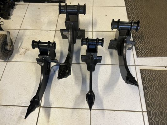 Dent de déroctage Morin M1 - Рыхлитель: фото 3 Dent de déroctage Morin M1 - Рыхлитель: фото 3