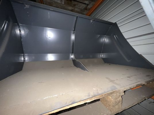 Godet universel - Ковш: фото 1 Godet universel - Ковш: фото 1