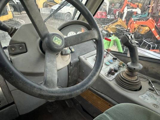 Merlo ROTO 38.16 à 39 900 € HT - Телескопический погрузчик: фото 3 Merlo ROTO 38.16 à 39 900 € HT - Телескопический погрузчик: фото 3