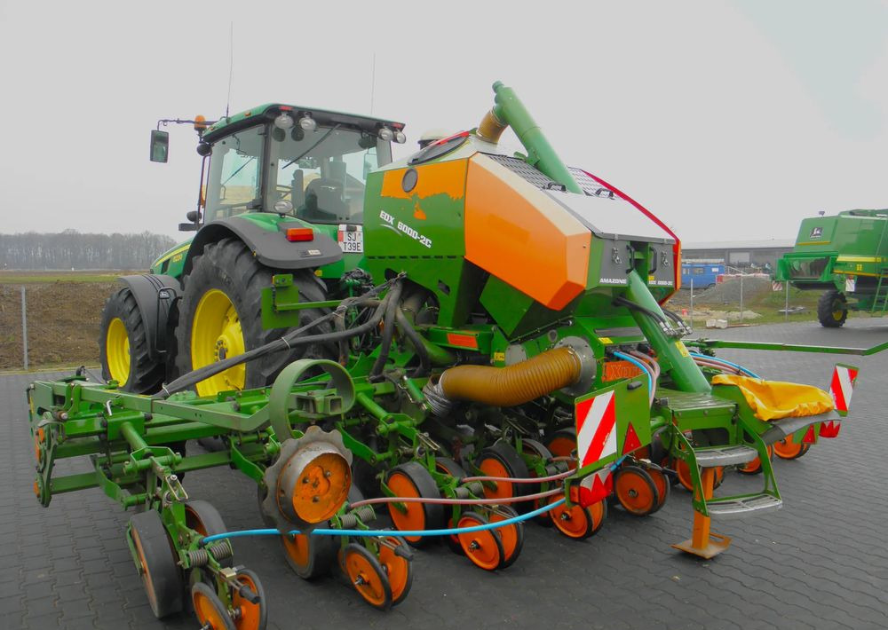 Amazone EDX 6000-2C Xpress 8 rzedowy, Nie Malowany, Stan Bardzo Dobry - Сеялка: фото 2 Amazone EDX 6000-2C Xpress 8 rzedowy, Nie Malowany, Stan Bardzo Dobry - Сеялка: фото 2
