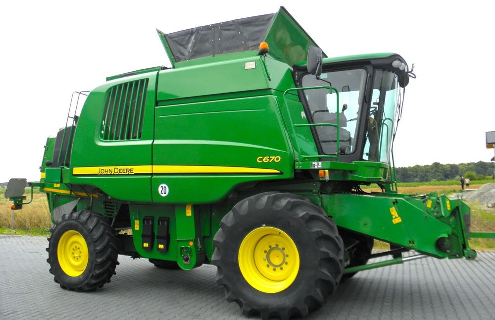 John Deere C 670 2008 Rok, heder 7,6m, 1900 mtg, Nie Malowany, Stan Idealny - Зерноуборочный комбайн: фото 2 John Deere C 670 2008 Rok, heder 7,6m, 1900 mtg, Nie Malowany, Stan Idealny - Зерноуборочный комбайн: фото 2