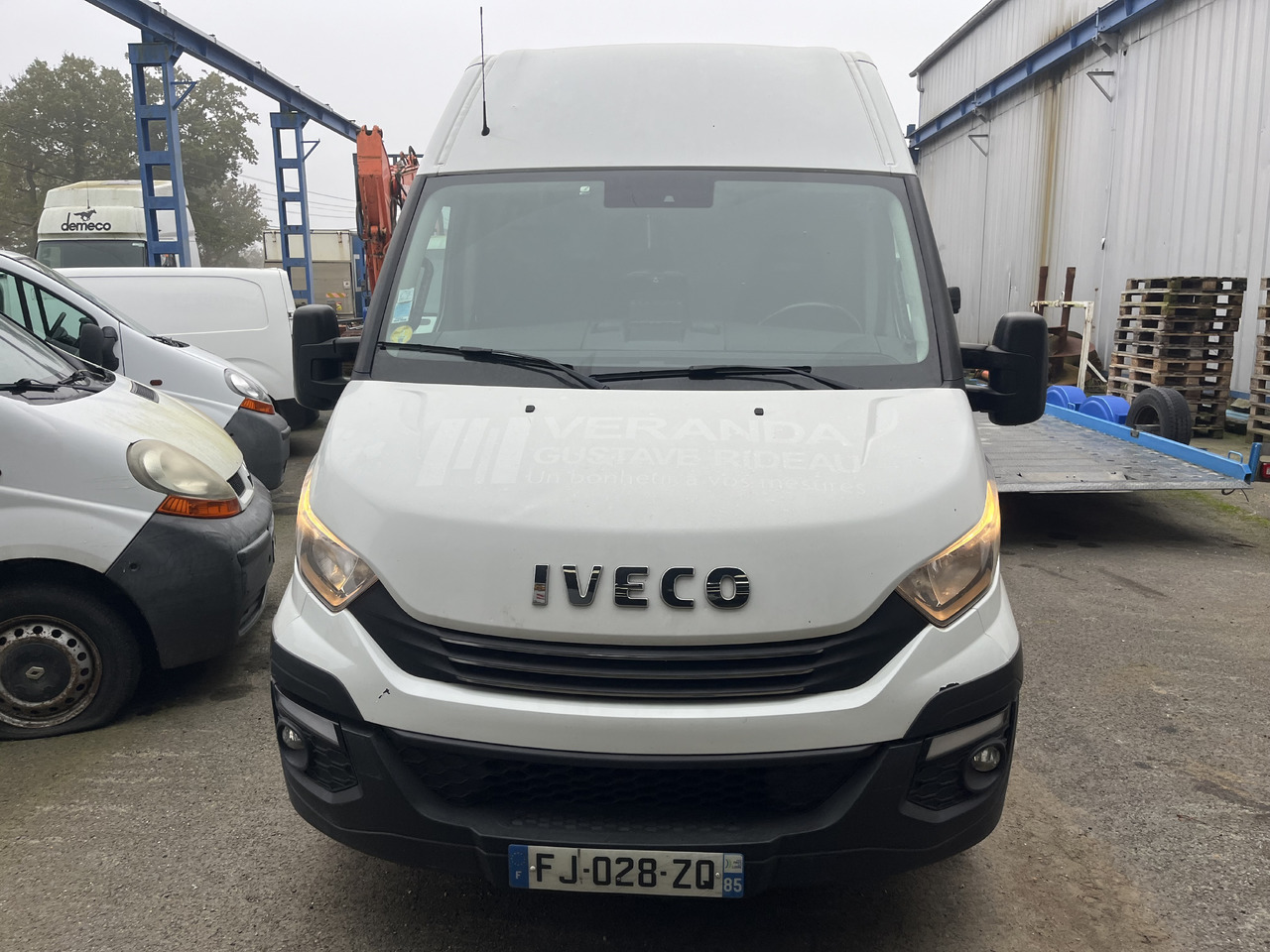Iveco 35-180 35s18 11M3 - Цельнометаллический фургон: фото 2 Iveco 35-180 35s18 11M3 - Цельнометаллический фургон: фото 2
