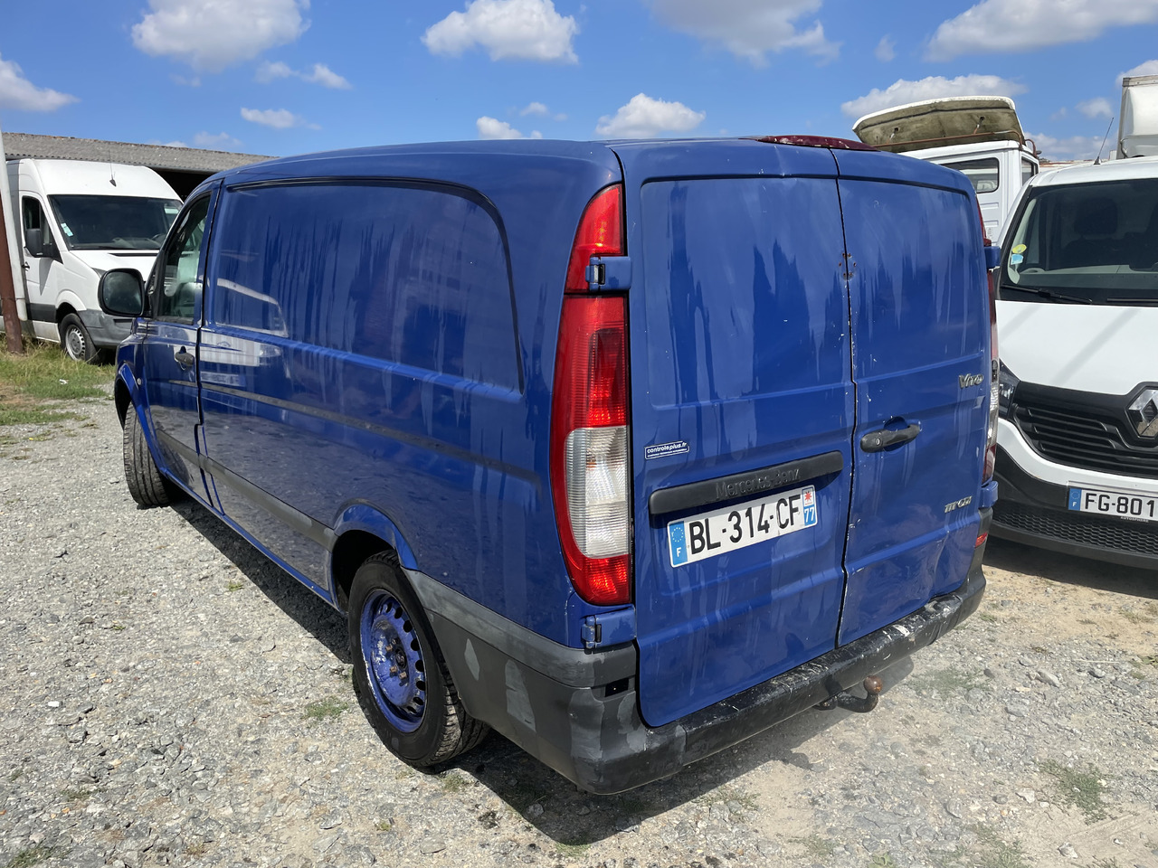 Mercedes Vito 111 cdi long - Цельнометаллический фургон: фото 4 Mercedes Vito 111 cdi long - Цельнометаллический фургон: фото 4