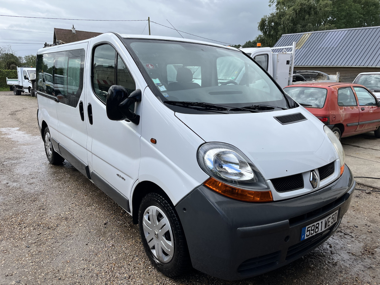 Renault Trafic 1L9 dci 80cv 9 places - Микроавтобус, Пассажирский фургон: фото 2 Renault Trafic 1L9 dci 80cv 9 places - Микроавтобус, Пассажирский фургон: фото 2