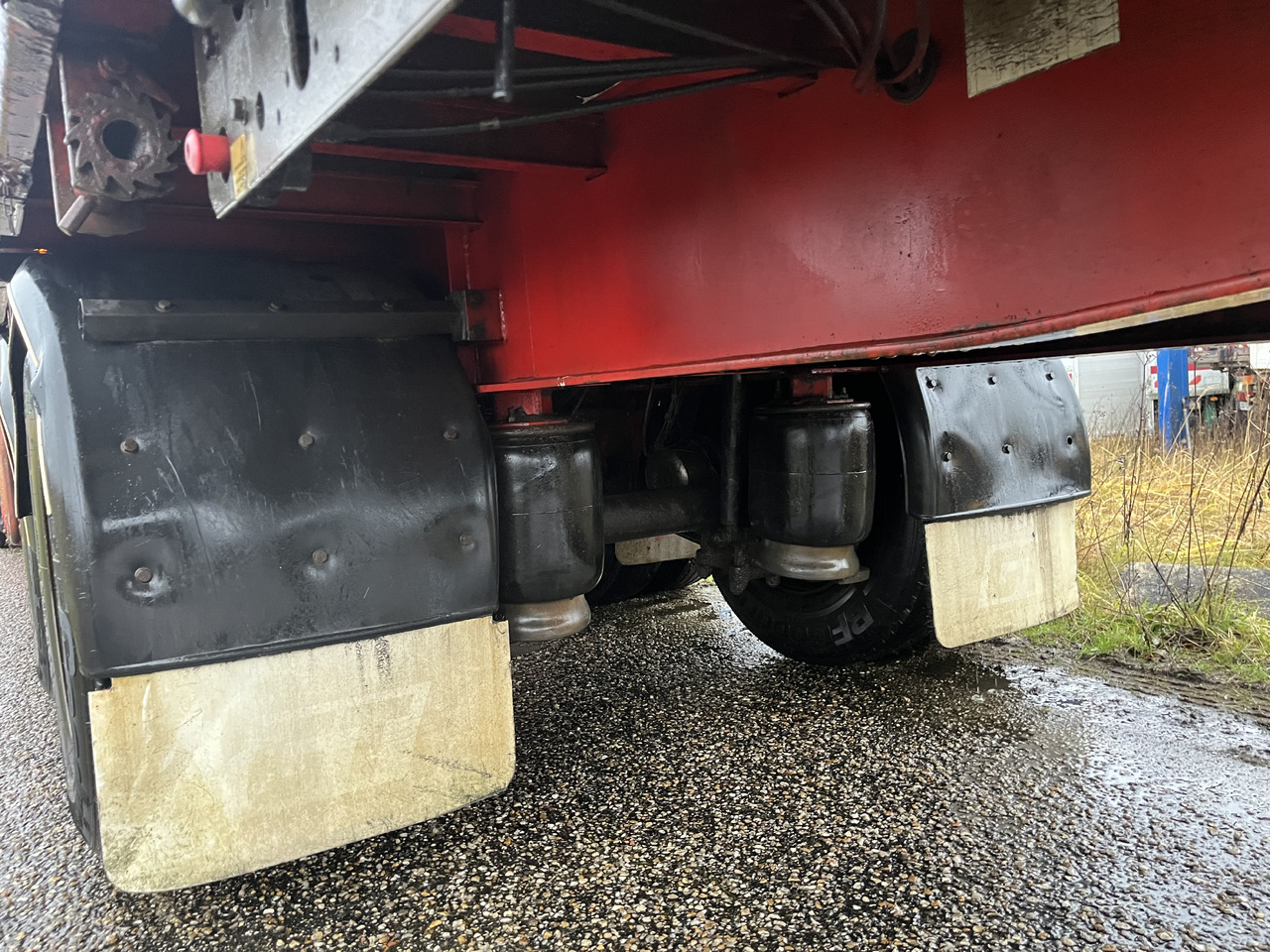 TRAILOR 2 essieux jumelés - Полуприцеп бортовой/ Платформа: фото 4 TRAILOR 2 essieux jumelés - Полуприцеп бортовой/ Платформа: фото 4