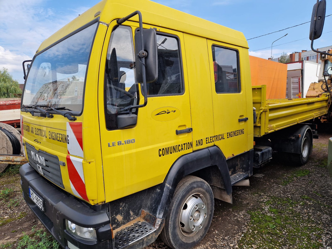 MAN Le 8.180 - Самосвал: фото 2 MAN Le 8.180 - Самосвал: фото 2