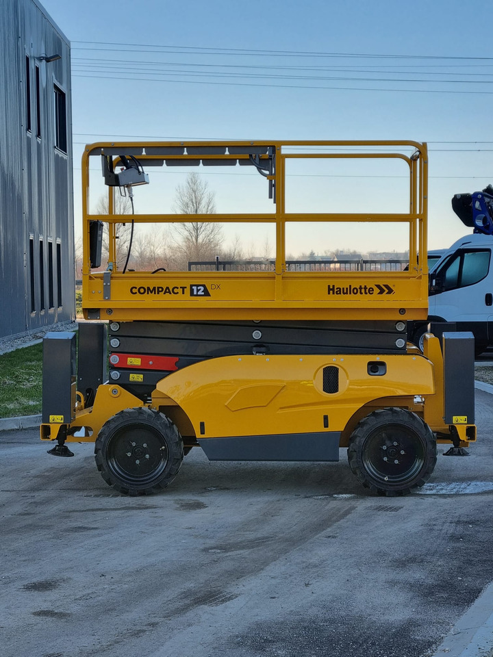 HAULOTTE 12DX - Ножничный подъемник: фото 4 HAULOTTE 12DX - Ножничный подъемник: фото 4