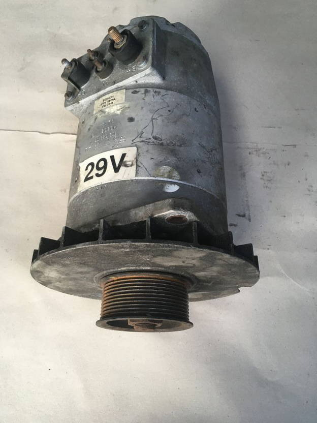 Bosch Bosch Lichtmaschine 180A 28V Bosch 0120689536 Generator Lima 0120689589 - Генератор: фото 1 Bosch Bosch Lichtmaschine 180A 28V Bosch 0120689536 Generator Lima 0120689589 - Генератор: фото 1