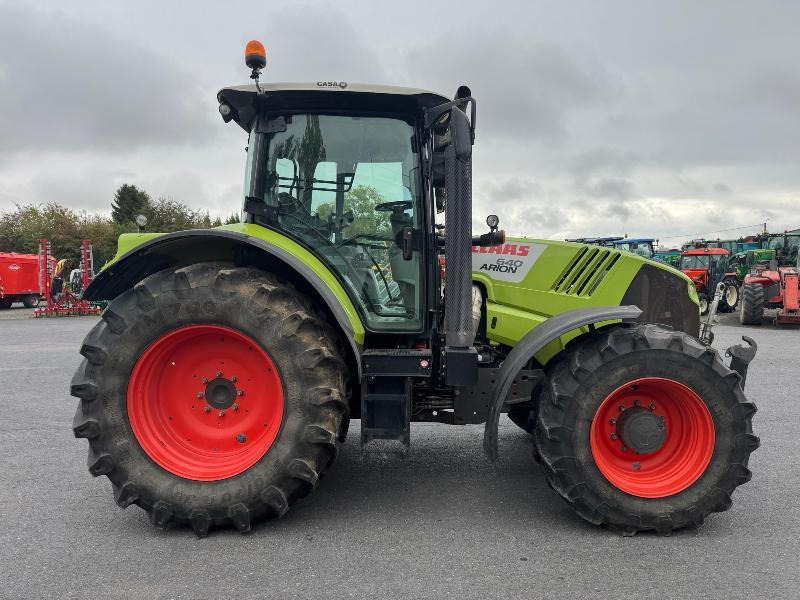 CLAAS ARION 640 CIS - Трактор: фото 5 CLAAS ARION 640 CIS - Трактор: фото 5