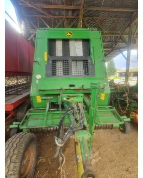 JOHN DEERE 592 - Пресс-подборщик рулонный: фото 1 JOHN DEERE 592 - Пресс-подборщик рулонный: фото 1