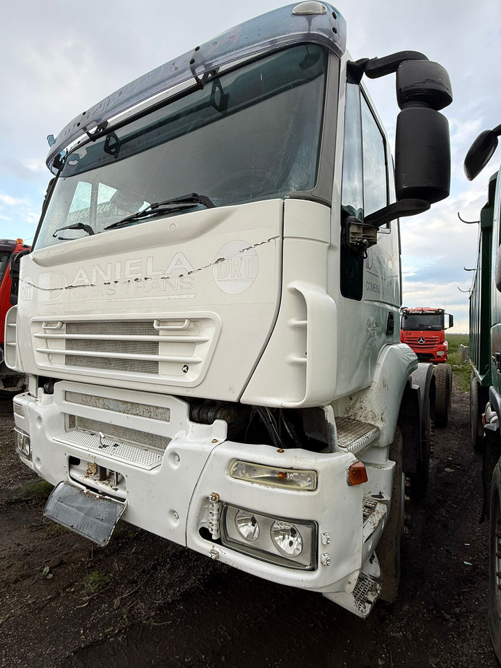 IVECO TRAKKER CHASSIS - Грузовик-шасси: фото 1 IVECO TRAKKER CHASSIS - Грузовик-шасси: фото 1