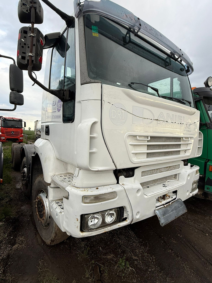 IVECO TRAKKER CHASSIS - Грузовик-шасси: фото 2 IVECO TRAKKER CHASSIS - Грузовик-шасси: фото 2