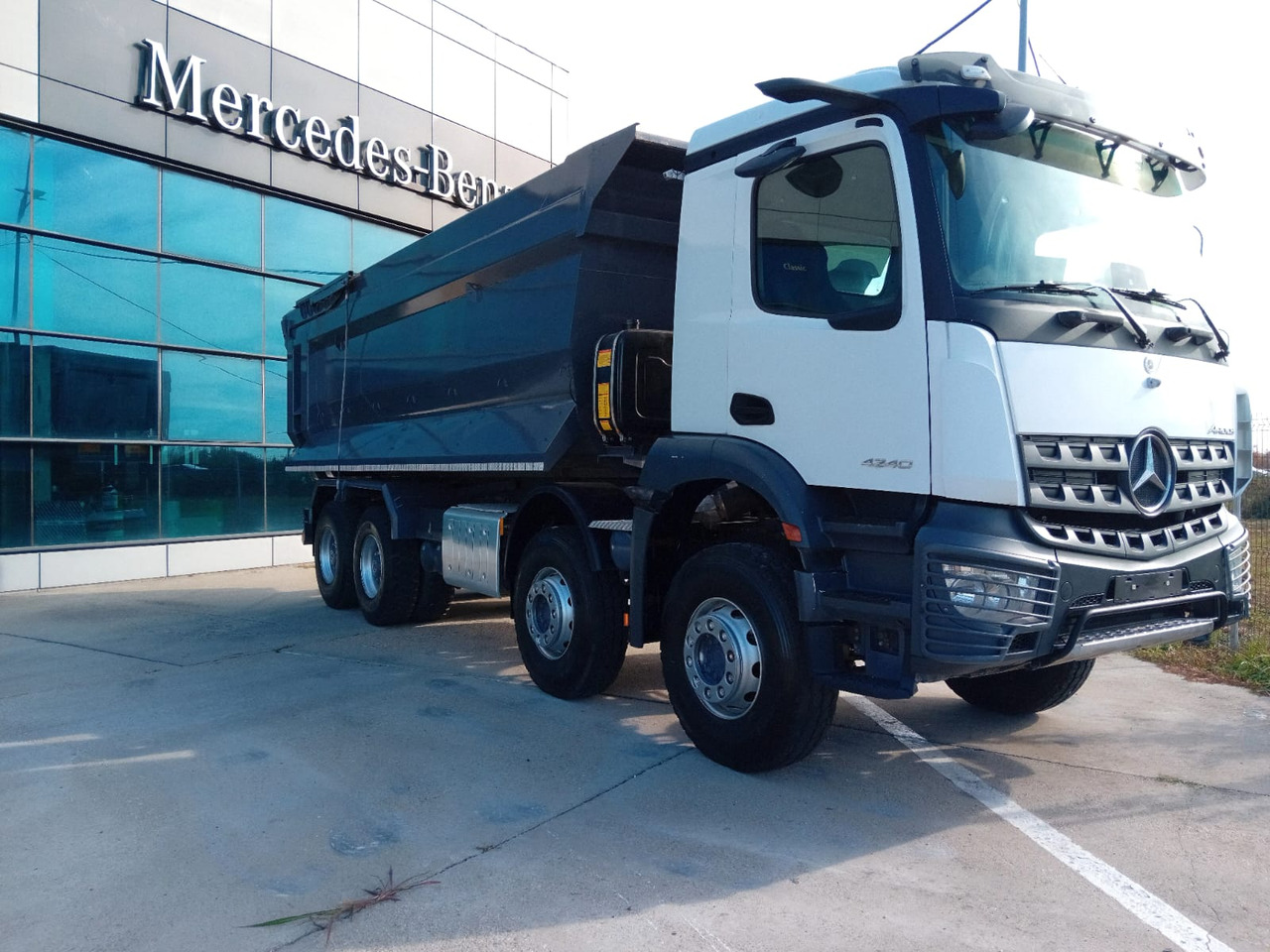 Mercedes-Benz Arocs 42.40 8×4 Basculanta/Tipper/Kipper Heavy Duty, TOP !!! - Самосвал: фото 2 Mercedes-Benz Arocs 42.40 8×4 Basculanta/Tipper/Kipper Heavy Duty, TOP !!! - Самосвал: фото 2