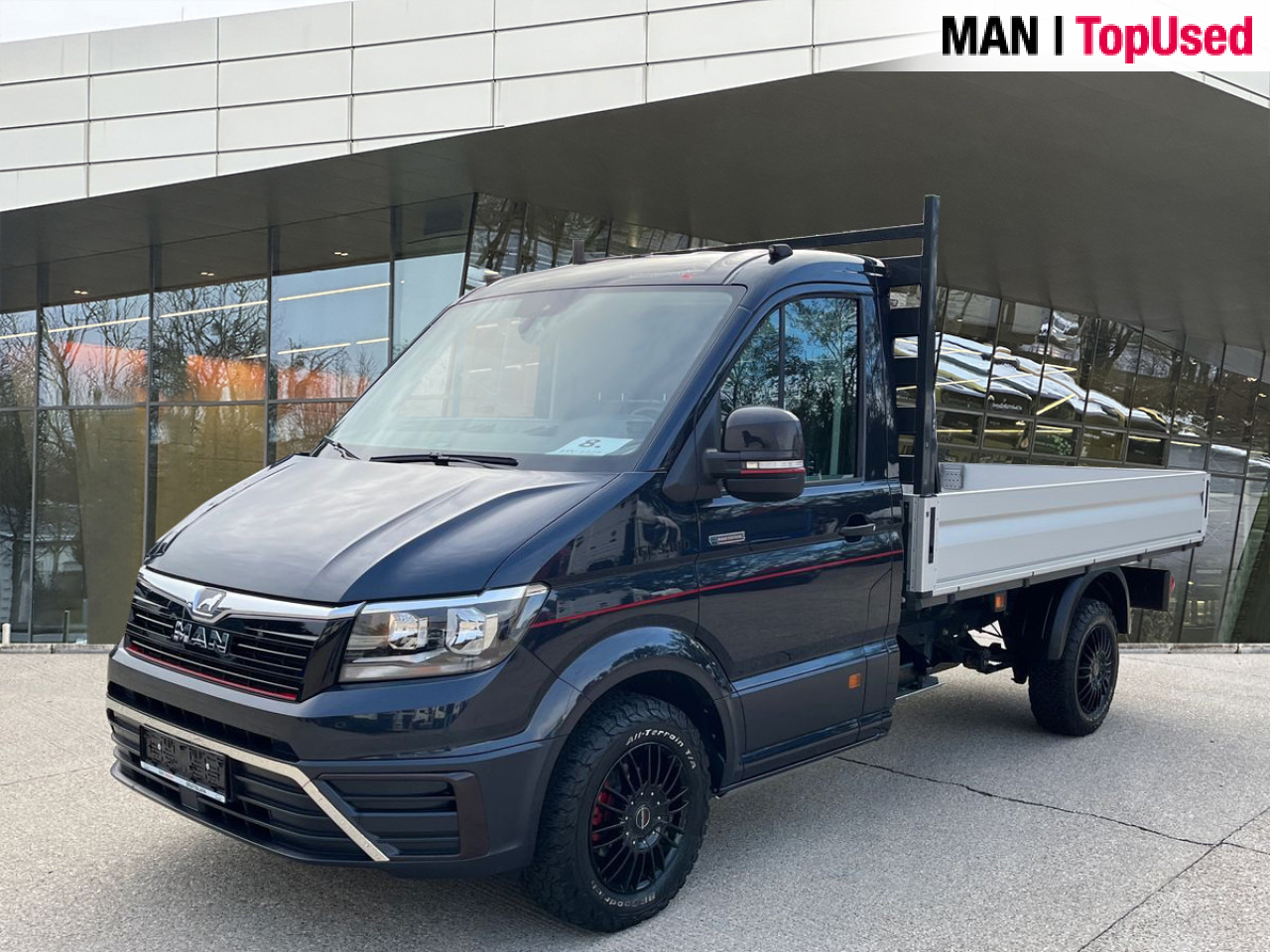 MAN TGE 3.180 4X4 Individual SB, Automatic, Flat bed - Малотоннажный бортовой грузовик: фото 1 MAN TGE 3.180 4X4 Individual SB, Automatic, Flat bed - Малотоннажный бортовой грузовик: фото 1