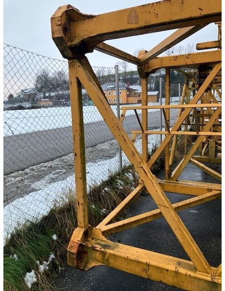 Liebherr 100LC TS, GTS, CROSS - Башенный кран: фото 1 Liebherr 100LC TS, GTS, CROSS - Башенный кран: фото 1