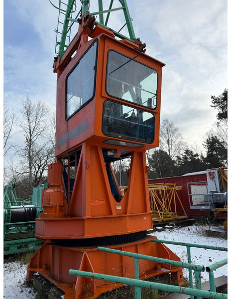 Liebherr 112EC-H8/120 1993yom x3 units - Башенный кран: фото 1 Liebherr 112EC-H8/120 1993yom x3 units - Башенный кран: фото 1