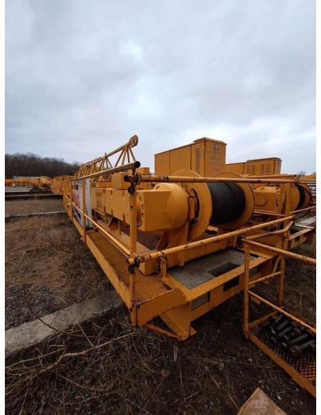 Liebherr 140EC-H6 45m jib - Башенный кран: фото 4 Liebherr 140EC-H6 45m jib - Башенный кран: фото 4