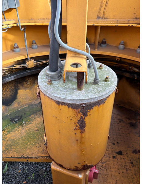 Liebherr 140EC-H6 - Башенный кран: фото 4 Liebherr 140EC-H6 - Башенный кран: фото 4