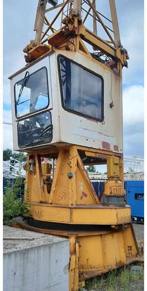 Liebherr 280EC-H16 - Башенный кран: фото 1 Liebherr 280EC-H16 - Башенный кран: фото 1