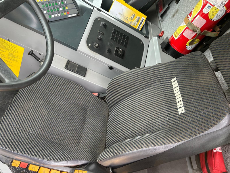 Liebherr LTM 1100-4.1 в лизинг Liebherr LTM 1100-4.1: фото 16 Liebherr LTM 1100-4.1 в лизинг Liebherr LTM 1100-4.1: фото 16