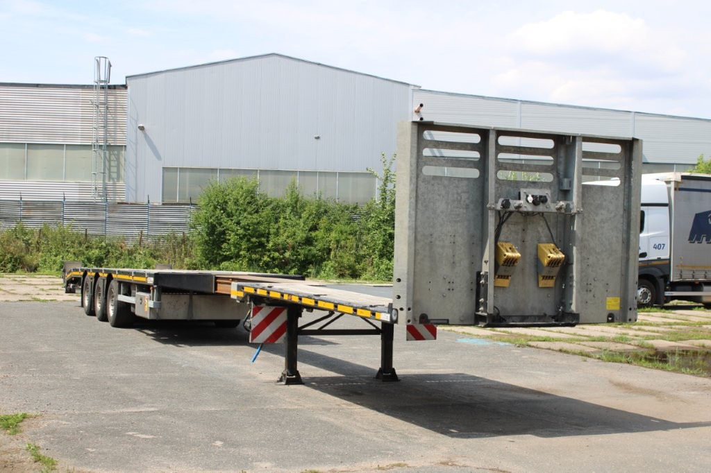 FAYMONVILLE MAX TRAILER MAX 200, ZVEDACÍ, ŘÍZENÁ NÁPRAVA - Полуприцеп бортовой/ Платформа: фото 1 FAYMONVILLE MAX TRAILER MAX 200, ZVEDACÍ, ŘÍZENÁ NÁPRAVA - Полуприцеп бортовой/ Платформа: фото 1