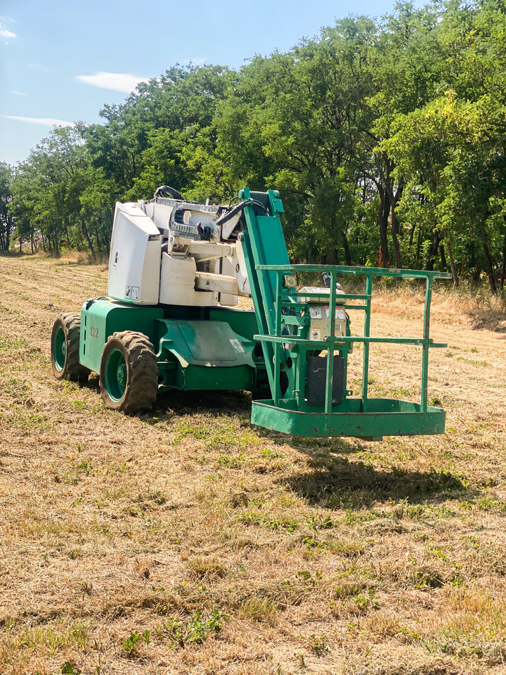 HAULOTTE HA 12 PX - Коленчатый подъемник: фото 3 HAULOTTE HA 12 PX - Коленчатый подъемник: фото 3