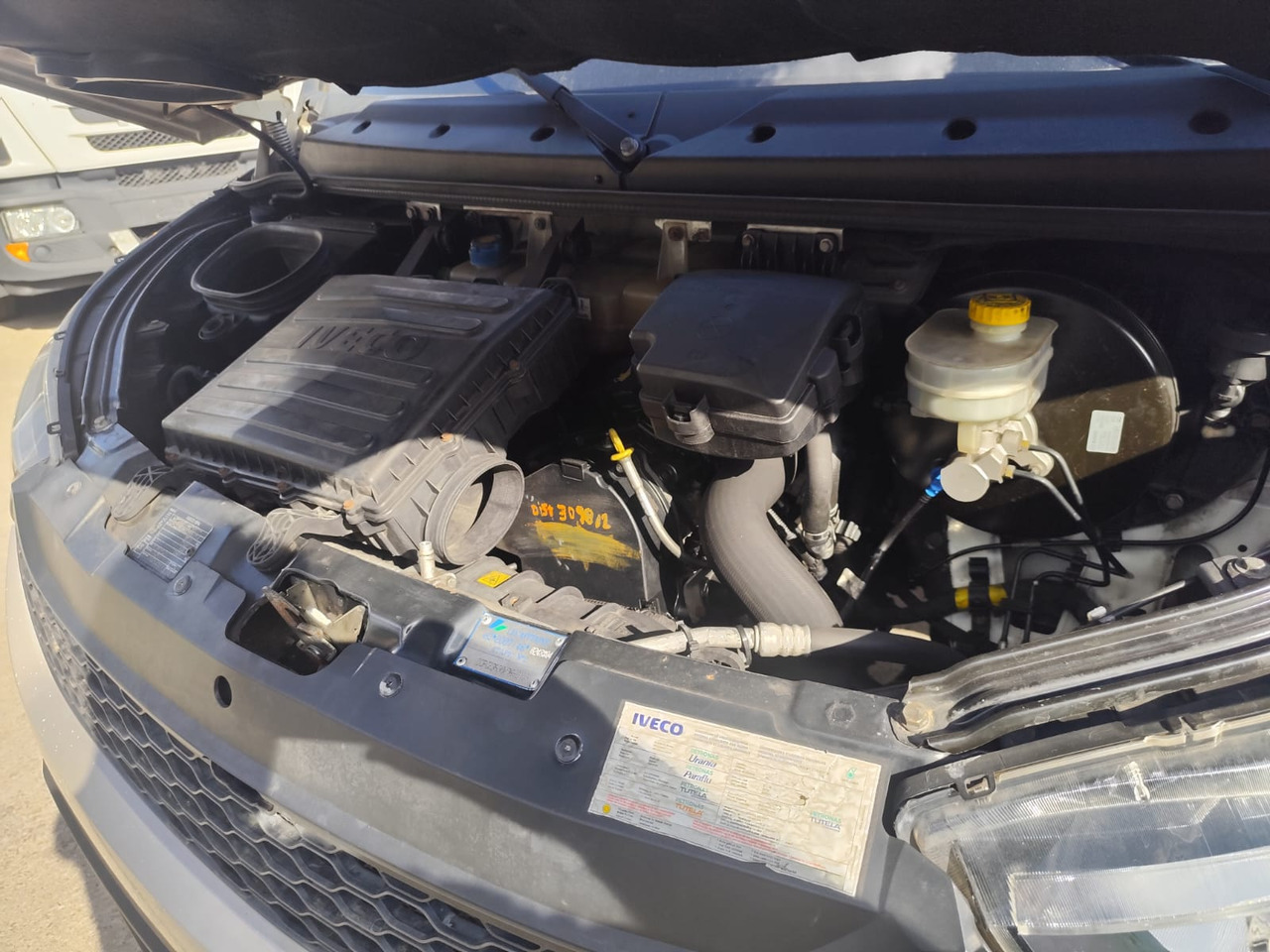 IVECO DAILY 35-130 - Автоманипулятор, Малотоннажный самосвал: фото 5 IVECO DAILY 35-130 - Автоманипулятор, Малотоннажный самосвал: фото 5