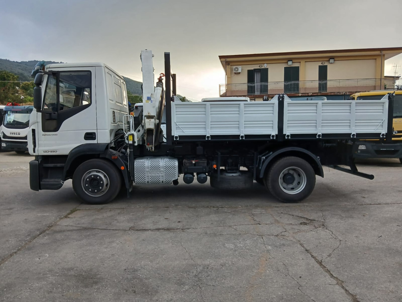 IVECO EUROCARGO 140-250 в лизинг IVECO EUROCARGO 140-250: фото 13 IVECO EUROCARGO 140-250 в лизинг IVECO EUROCARGO 140-250: фото 13