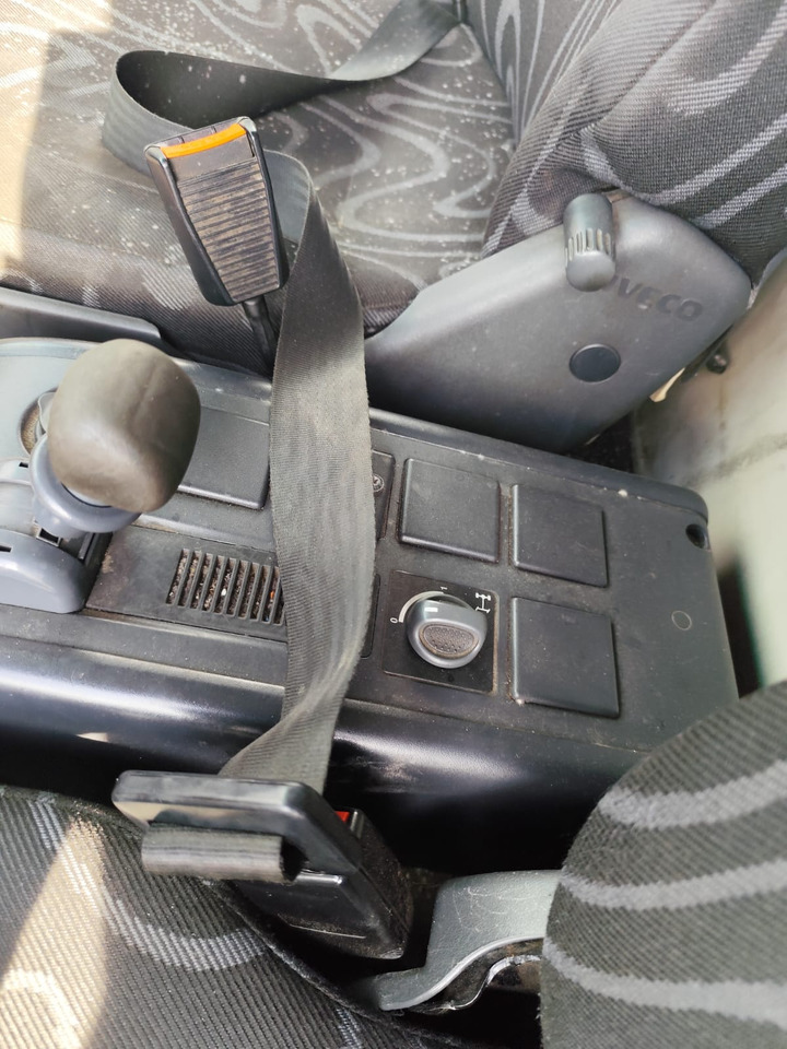 IVECO EUROCARGO 140E25 - Грузовик-шасси: фото 5 IVECO EUROCARGO 140E25 - Грузовик-шасси: фото 5